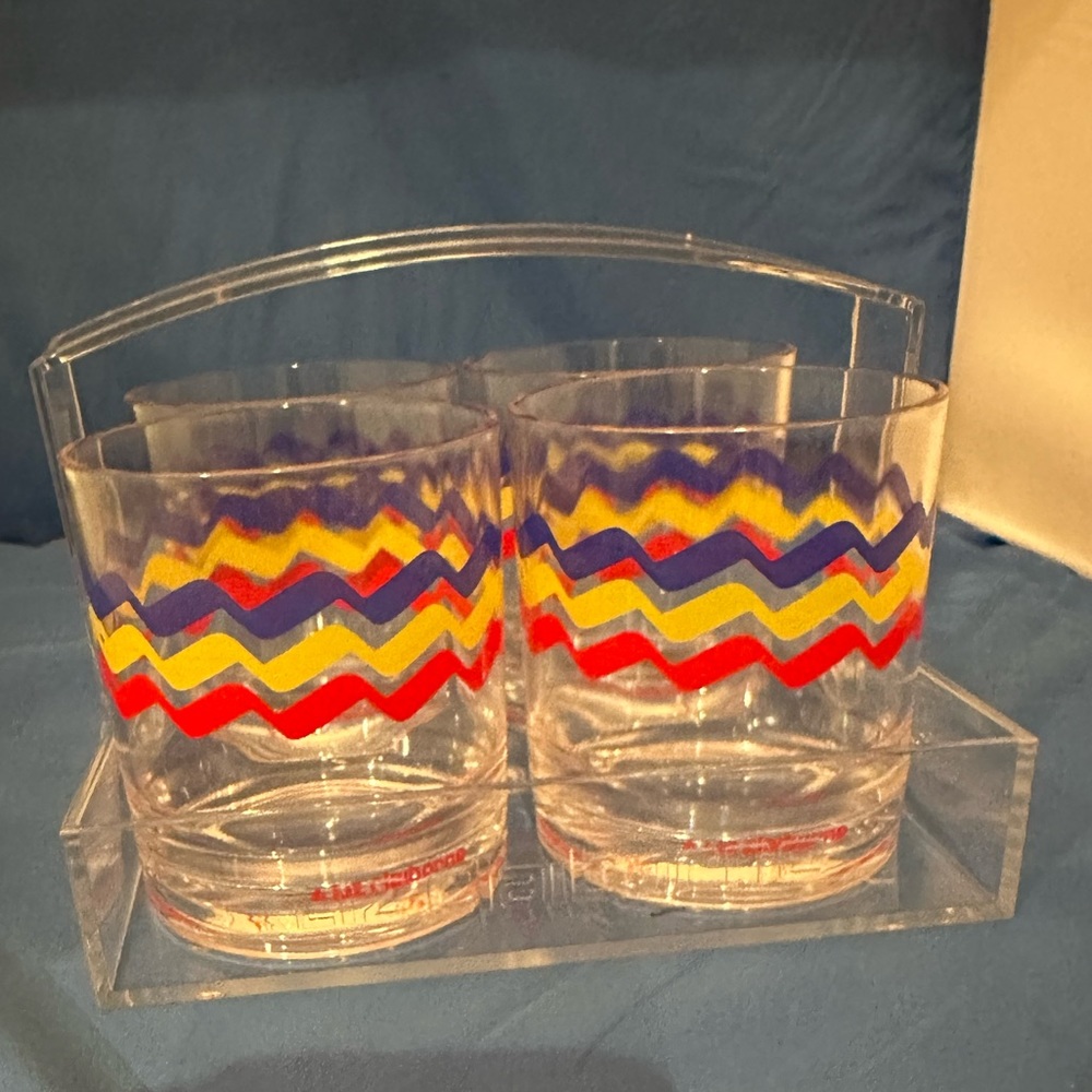 Vintage Liz Claiborne Tempting Tumbler Cups & Tray